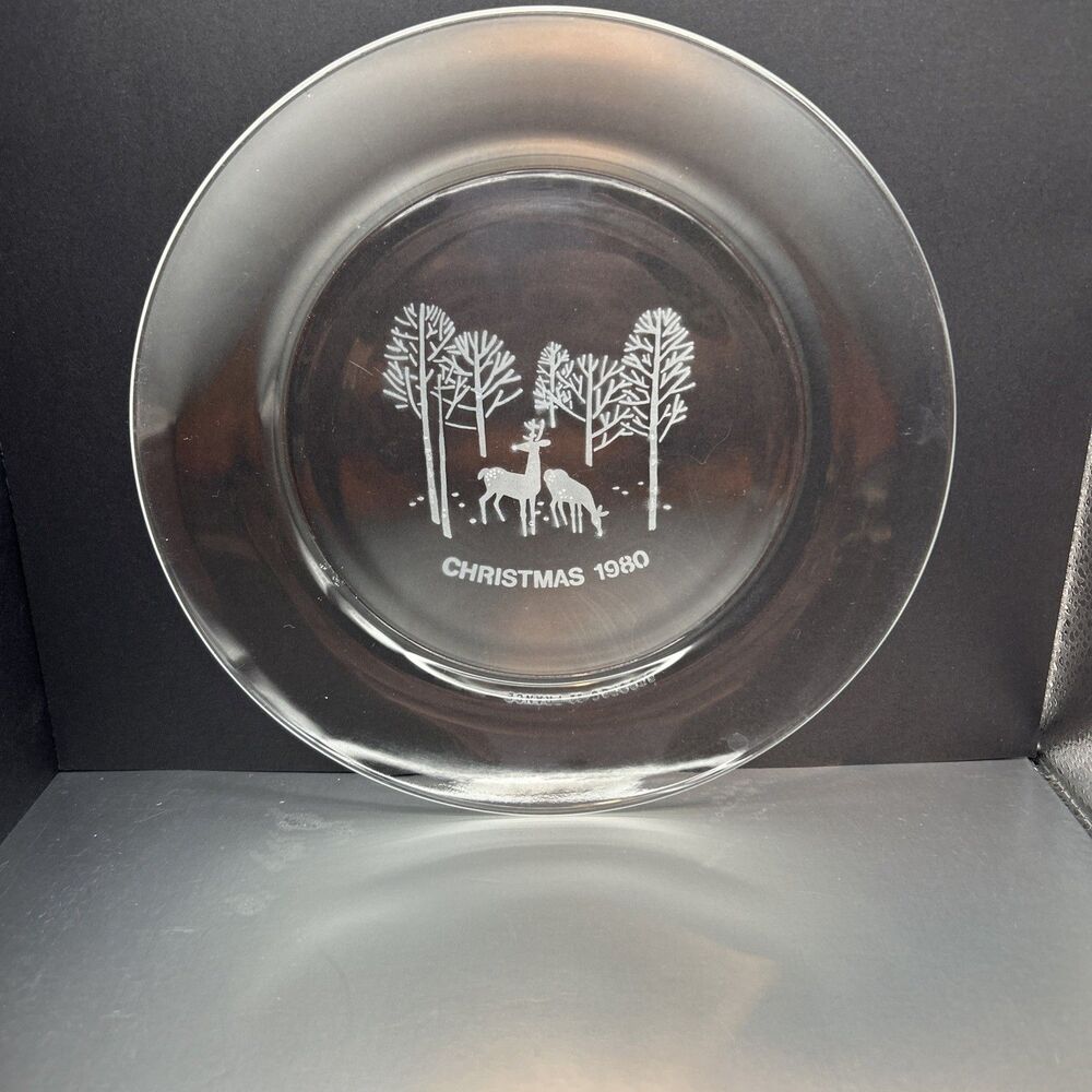 Arcoroc France Christmas 1980 Glass Plate Vintage Deer Forest Holiday Decor 7.5"